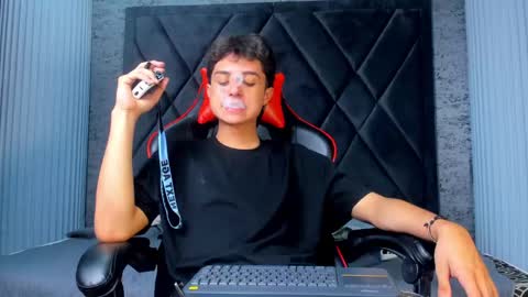 ethanlowell online show from 3, 3, 2025