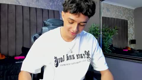 ethanlowell online show from 14, 10, 2025