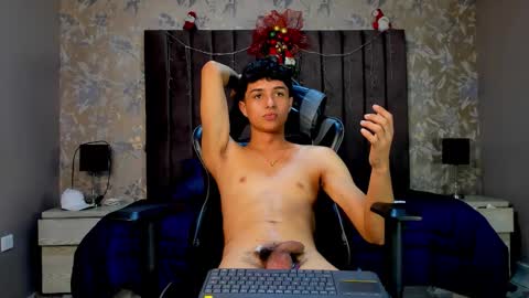 ethanlowell online show from 16, 12, 2025