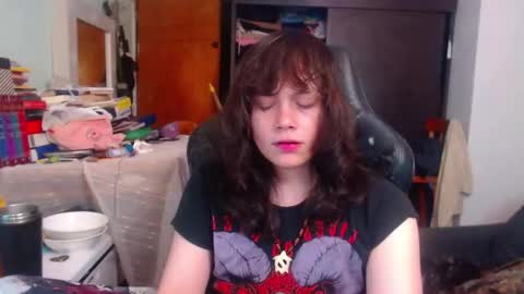 Snapshot of ethereal_thom chatting on 24, 9, 2025 ethereal_thom online show from 24, 9, 2025