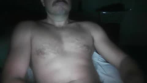 Snapshot of etim33 chatting on 22, 9, 2025 etim33 online show from 22, 9, 2025