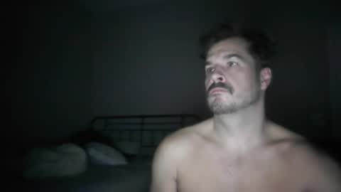 Snapshot of etim33 chatting on 8, 11, 2025 etim33 online show from 8, 11, 2025