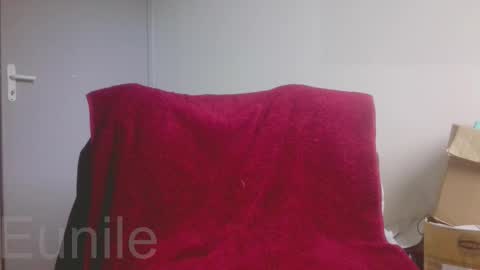 Snapshot of eunile chatting on 23, 10, 2025 eunile online show from 23, 10, 2025