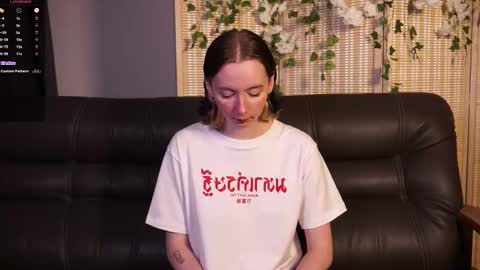 Snapshot of euphoria_girls chatting on 16, 10, 2025 check about me online show from 16, 10, 2025