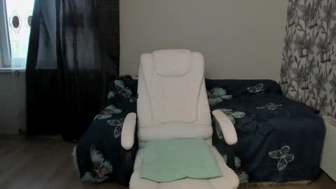 Snapshot of eva_7777 chatting on 28, 9, 2025 Eva online show from 28, 9, 2025