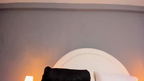 EVA  online show from 9, 3, 2025