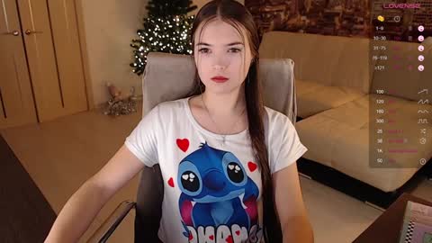 Snapshot of eva_davie chatting on 10, 12, 2024 Eva online show from 10, 12, 2024