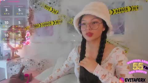 Evaa Depp online show from 28, 10, 2025