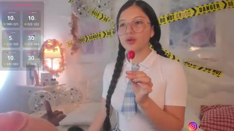 Evaa Depp online show from 31, 10, 2025