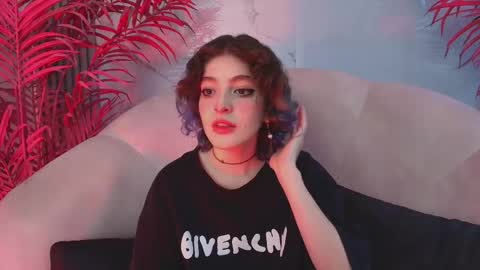 E V A online show from 21, 11, 2025