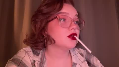 eva_kittenn online show from 13, 11, 2025