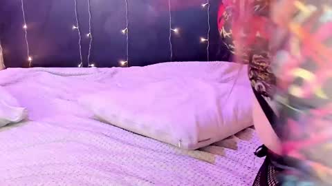 Eva Merlin online show from 10, 3, 2025