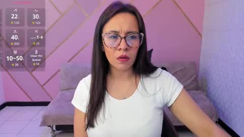 Eva  online show from 8, 10, 2025