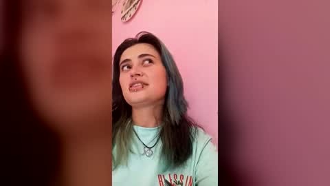 Snapshot of eva_milleer69 chatting on 10, 7, 2026 Eva online show from 10, 7, 2026