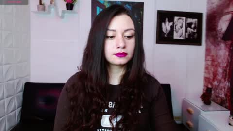 Snapshot of eva_rosell chatting on 29, 4, 2026 Eva online show from 29, 4, 2026