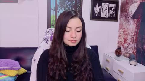 Snapshot of eva_rosell chatting on 6, 6, 2026 Eva online show from 6, 6, 2026