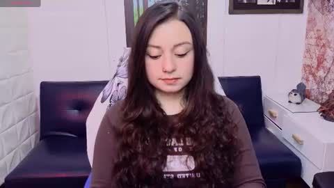 Snapshot of eva_rosell chatting on 16, 6, 2026 Eva online show from 16, 6, 2026