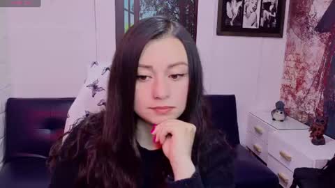 Snapshot of eva_rosell chatting on 9, 7, 2026 Eva online show from 9, 7, 2026