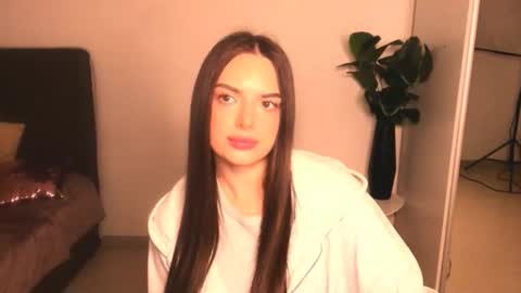 Eva online show from 10, 4, 2026