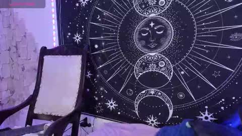 Eva  online show from 8, 11, 2025