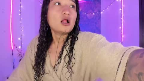 Snapshot of eva_sanderslee chatting on 7, 6, 2026 Eva online show from 7, 6, 2026