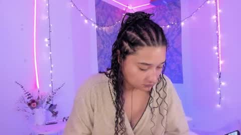 Snapshot of eva_sanderslee chatting on 5, 7, 2026 Eva online show from 5, 7, 2026