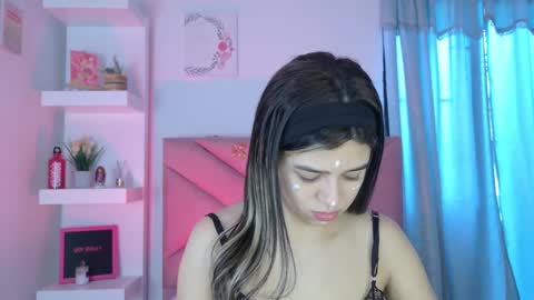 Eva Sin online show from 4, 10, 2025