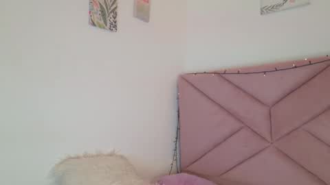 Eva Sin online show from 6, 2, 2026