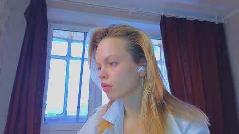 Hi there i am Eva and i wish create a nice community with you so join my Ticket Show for more pleasure online show from 28, 2, 2026