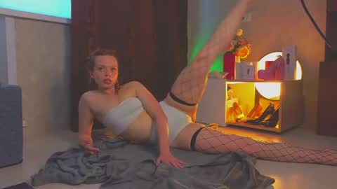 Hi there i am Eva and i wish create a nice community with you so join my Ticket Show for more pleasure online show from 24, 6, 2026