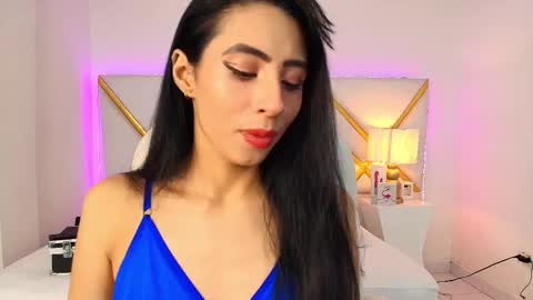 Snapshot of evaa_cloee chatting on 16, 9, 2025 EVA CLOEE online show from 16, 9, 2025