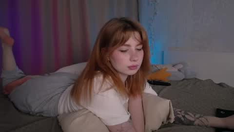 Snapshot of evaa_moonn_ chatting on 28, 5, 2026 Eva online show from 28, 5, 2026