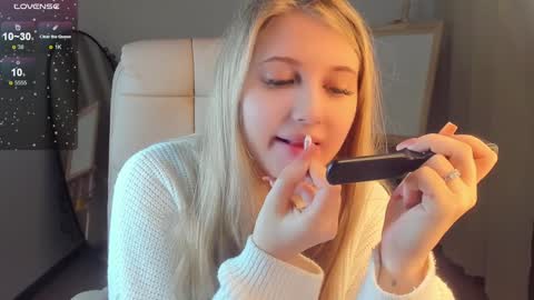 Eva  online show from 5, 1, 2025