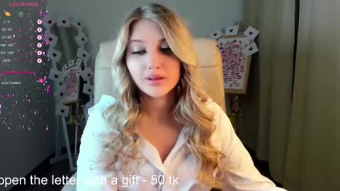 Eva  online show from 18, 2, 2025