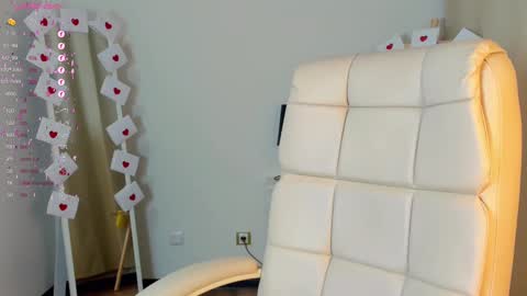 Eva  online show from 23, 2, 2025