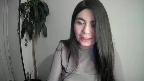 Snapshot of evacollins12 chatting on 28, 12, 2024 evacollins12 online show from 28, 12, 2024