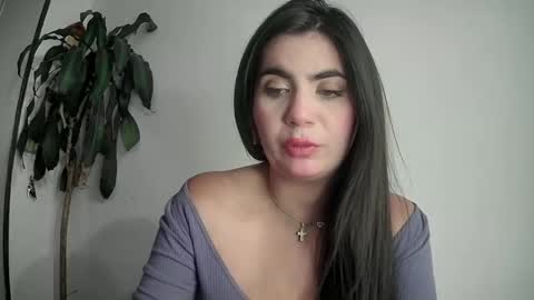 Snapshot of evacollins12 chatting on 28, 1, 2025 evacollins12 online show from 28, 1, 2025