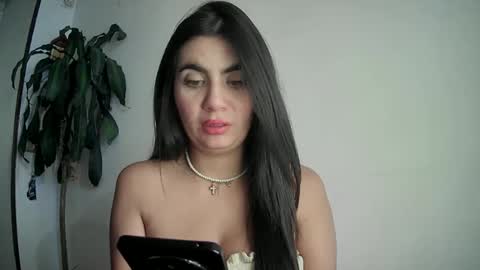 Snapshot of evacollins12 chatting on 7, 2, 2025 evacollins12 online show from 7, 2, 2025