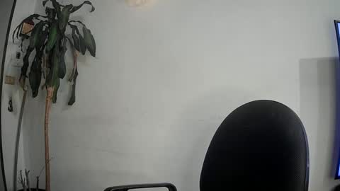 Snapshot of evacollins12 chatting on 12, 3, 2025 evacollins12 online show from 12, 3, 2025