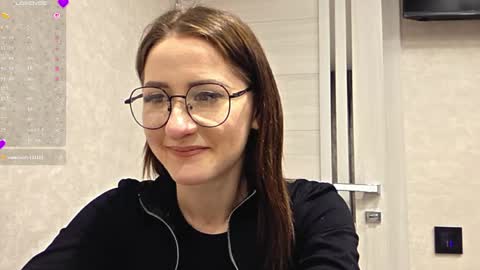 Snapshot of evadevis chatting on 1, 6, 2026 EvaDevis online show from 1, 6, 2026