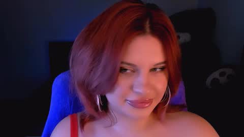 Snapshot of evaharve chatting on 2, 11, 2025 Eva online show from 2, 11, 2025