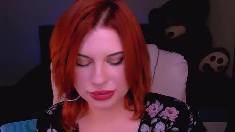 Snapshot of evaharve chatting on 15, 11, 2025 Eva online show from 15, 11, 2025