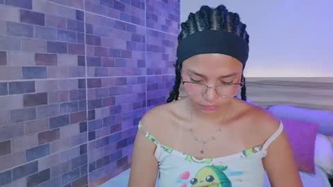 Snapshot of evalune_ chatting on 7, 7, 2026 . online show from 7, 7, 2026