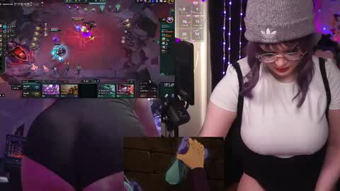 Eva  online show from 6, 11, 2025