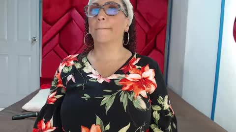 Snapshot of evamills1 chatting on 4, 3, 2025 Eva Mills online show from 4, 3, 2025