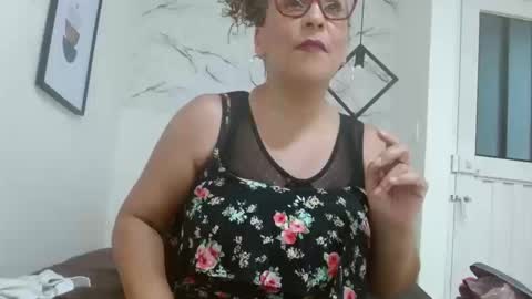 Snapshot of evamills1 chatting on 29, 9, 2025 Eva Mills online show from 29, 9, 2025