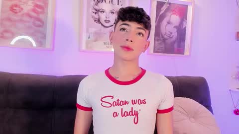 Evan voss  help me get 200 likesindependent model online show from 7, 1, 2026