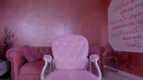 Snapshot of evanew_ chatting on 17, 2, 2025 Eva online show from 17, 2, 2025