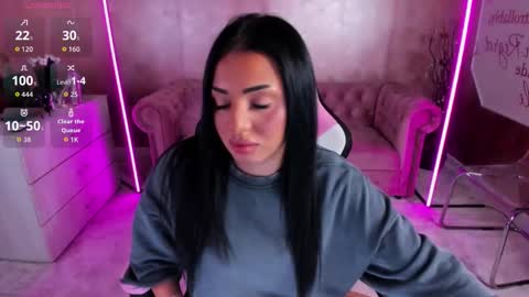 Snapshot of evanew_ chatting on 9, 9, 2025 Eva online show from 9, 9, 2025