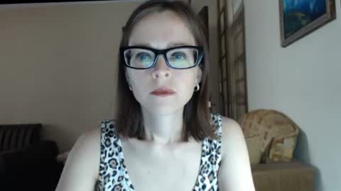 Snapshot of evangeline06 chatting on 23, 6, 2026 YourMistress online show from 23, 6, 2026
